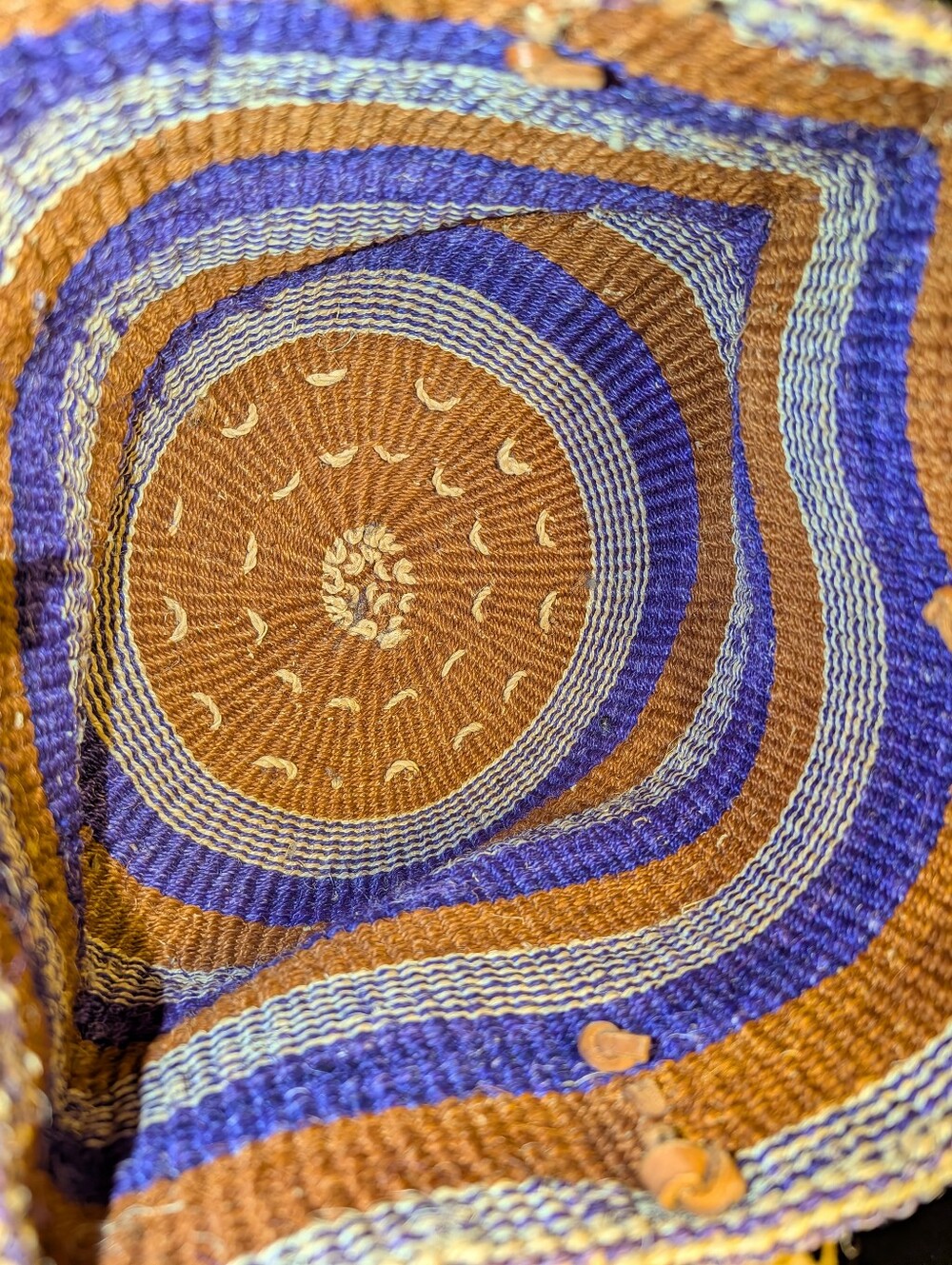 Sisal Kiondo Handwoven Stripe Summer Straw Tote Bag Brown/Purple leather Handle - Picture 7 of 9